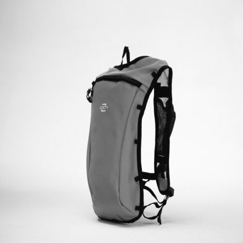reflective hydropack backpack
